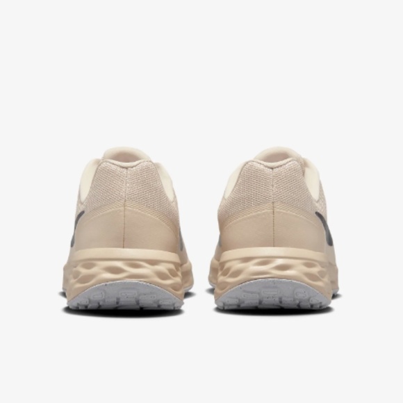 🆕 Nike Revolution 6 - Picture 3 of 15